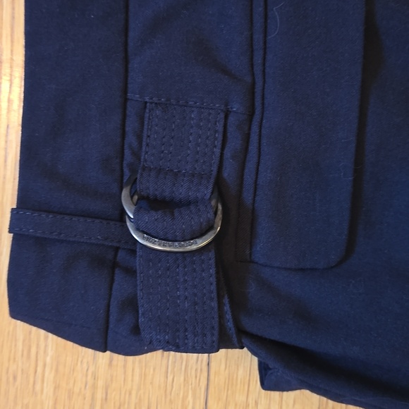 BCBGMaxAzria, Black Pants, Zippers at Ankles, EUC, Women's 0 - Picture 9 of 13